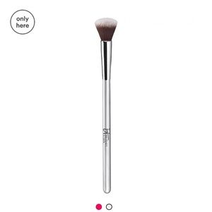 It cosmetics blurring concealer brush